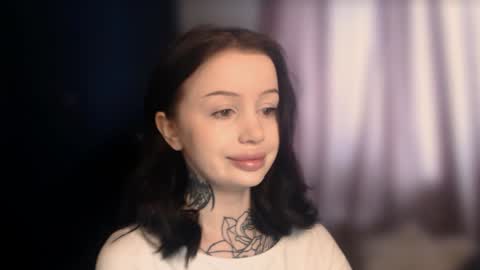 Snapshot of lizziesweety chatting on 12-17-24, 09:39 liza liza liza online show from 12-17-24, 09:39