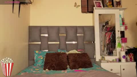 Lizzy Joss online show from 05-24-26, 04:34