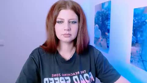 Lizzy3 online show from 11-13-25, 08:52