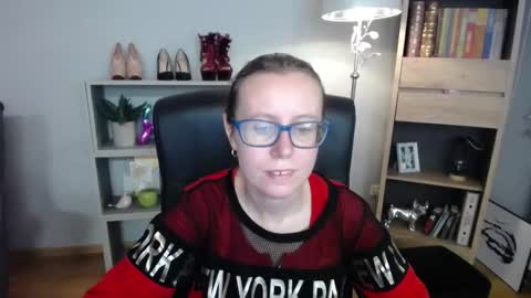 Lizzy online show from 11-03-25, 05:20