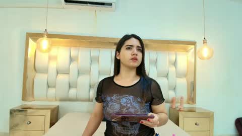 LIZZY RAVEN online show from 06-27-26, 11:37