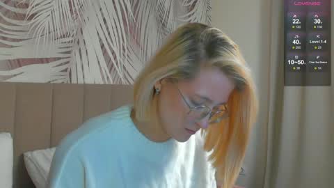 lizzysin online show from 05-05-26, 01:57