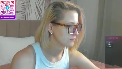 lizzysin online show from 05-14-26, 01:56