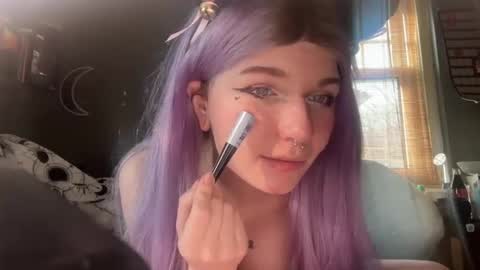 Snapshot of lizzyylovesick chatting on 02-14-25, 02:02 lizzybunny online show from 02-14-25, 02:02
