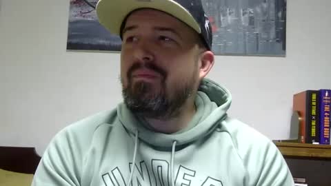 Snapshot of lj345689 chatting on 01-09-25, 12:14 lj345689 online show from 01-09-25, 12:14