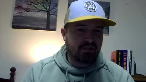 Snapshot of lj345689 chatting on 01-10-25, 02:04 lj345689 online show from 01-10-25, 02:04