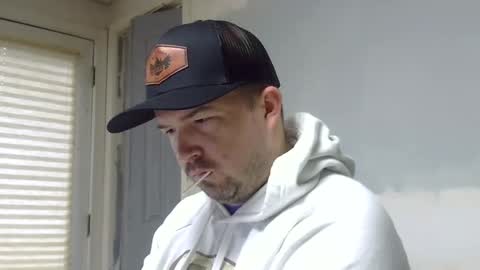 Snapshot of lj345689 chatting on 02-12-25, 05:37 lj345689 online show from 02-12-25, 05:37