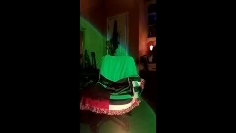 lljoey84 online show from 04-16-26, 05:52