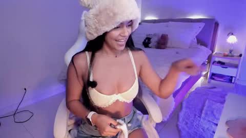 Kloe see you 28-11  to celebrate my birthday online show from 05-27-26, 12:18