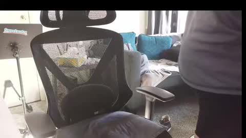 Snapshot of lngdickdaddy chatting on 11-13-25, 08:52 LongDick Daddy online show from 11-13-25, 08:52