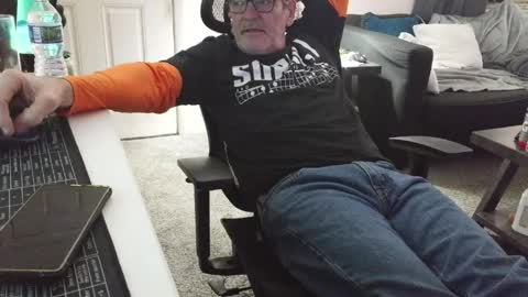 Snapshot of lngdickdaddy chatting on 03-02-26, 04:14 LongDick Daddy online show from 03-02-26, 04:14