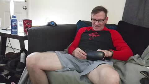Snapshot of lngdickdaddy chatting on 04-10-26, 07:13 LongDick Daddy online show from 04-10-26, 07:13