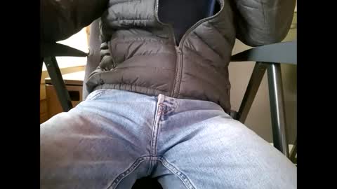 Snapshot of lo82 chatting on 09-21-25, 12:40 Lo82 online show from 09-21-25, 12:40