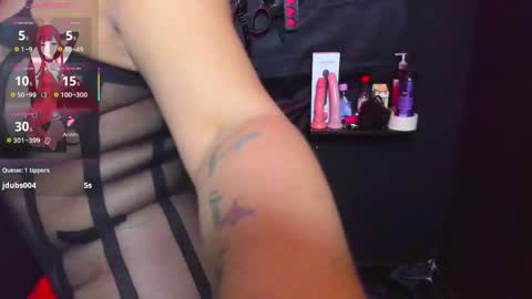 Snapshot of loana_bdsm chatting on 05-15-26, 04:08 loana_bdsm online show from 05-15-26, 04:08