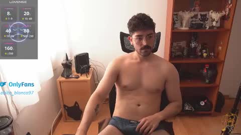 Lobito blanco Thefckingwolf main account online show from 02-10-26, 04:55