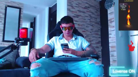 lobito_xxxl online show from 11-21-25, 07:45