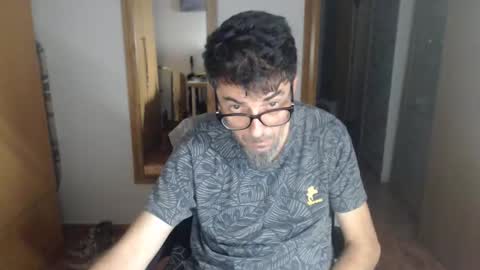 Snapshot of lobosolitario73 chatting on 09-30-25, 10:59 lobosolitario73 online show from 09-30-25, 10:59