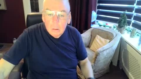 Loebet online show from 12-18-24, 02:38