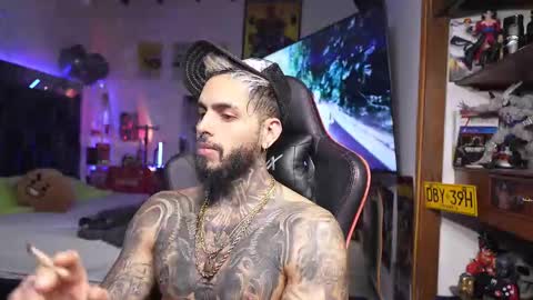 logan_hugh8 online show from 03-24-26, 06:40