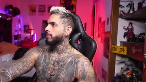 logan_hugh8 online show from 04-08-26, 08:03