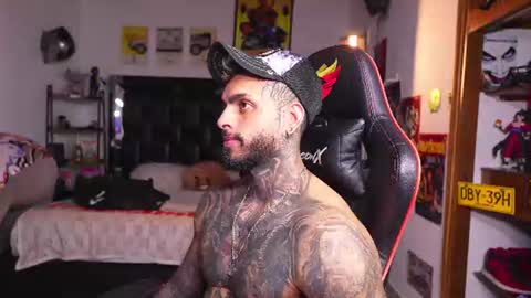 logan_hugh8 online show from 06-11-26, 10:30