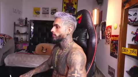 logan_hugh8 online show from 07-17-26, 02:13