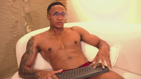 logan_varela online show from 03-04-25, 06:15