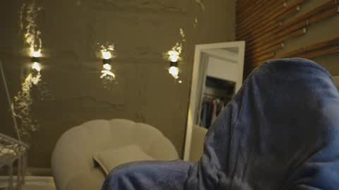 logan_varela online show from 06-07-26, 03:27