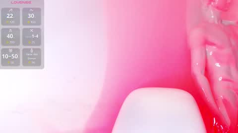 Snapshot of loganbenedictt chatting on 10-21-25, 02:56 Logan online show from 10-21-25, 02:56