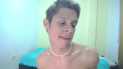 Snapshot of loganevans8 chatting on 02-22-25, 11:13 Logan online show from 02-22-25, 11:13