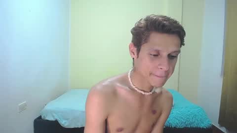 Snapshot of loganevans8 chatting on 02-28-25, 10:20 Logan online show from 02-28-25, 10:20