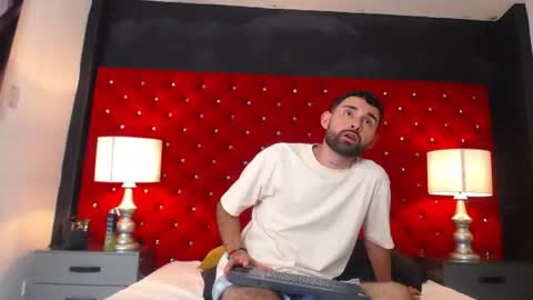 Snapshot of loganfoxx_ chatting on 06-29-26, 09:26 loganfoxx_ online show from 06-29-26, 09:26