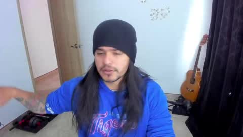 Snapshot of loganhot22 chatting on 04-26-26, 11:52 Logan online show from 04-26-26, 11:52