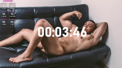 Snapshot of loganmartinx chatting on 05-31-26, 11:06 loganmartinx online show from 05-31-26, 11:06