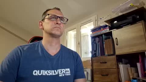 Snapshot of loic31_31 chatting on 05-25-26, 01:28 loic31 online show from 05-25-26, 01:28