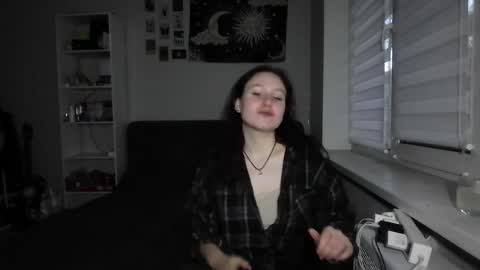 Snapshot of loiselovetto chatting on 06-06-26, 06:23 loiselovetto online show from 06-06-26, 06:23