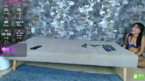 Lola and Dante online show from 07-30-26, 01:43