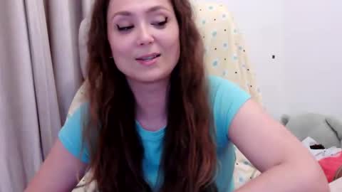 lola online show from 06-09-26, 06:19