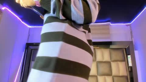 lola_js online show from 04-02-26, 04:54