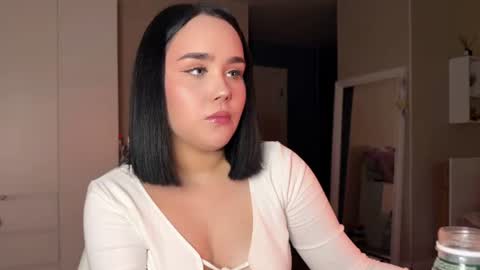 lola_razee online show from 07-12-26, 12:01