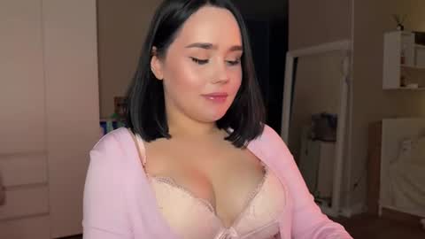 lola_razee online show from 07-24-26, 10:30