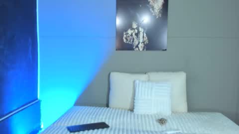 lola red online show from 03-06-26, 09:11