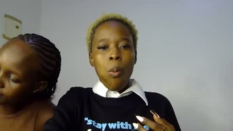 Lola online show from 07-27-26, 07:32