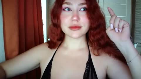 LolaaMint  online show from 06-12-26, 10:25