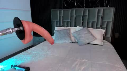 Lola Angel online show from 02-10-26, 08:57