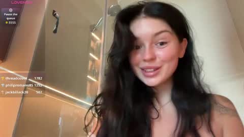 Snapshot of lolaap0pp chatting on 05-25-26, 03:56 Lola online show from 05-25-26, 03:56