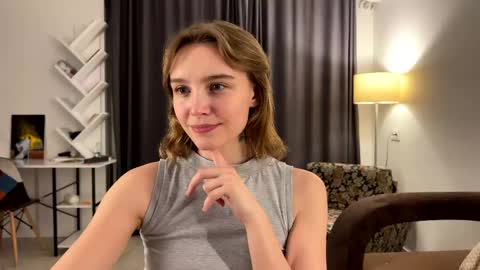Snapshot of lolaatatee chatting on 05-11-26, 04:04 lolaatatee online show from 05-11-26, 04:04