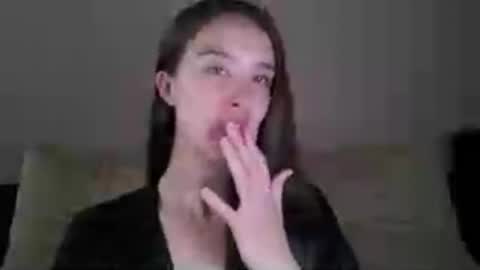 Snapshot of loladom chatting on 06-04-26, 06:08 Frt Pr1ncess online show from 06-04-26, 06:08