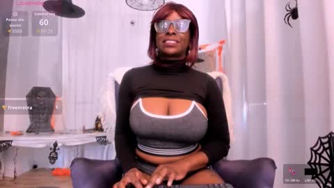 lola online show from 11-07-25, 01:00