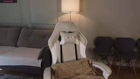 lolalitte online show from 07-10-26, 01:10
